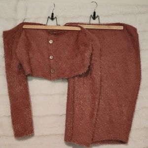 💫Millennial pink Off the shoulder top skirt set💫